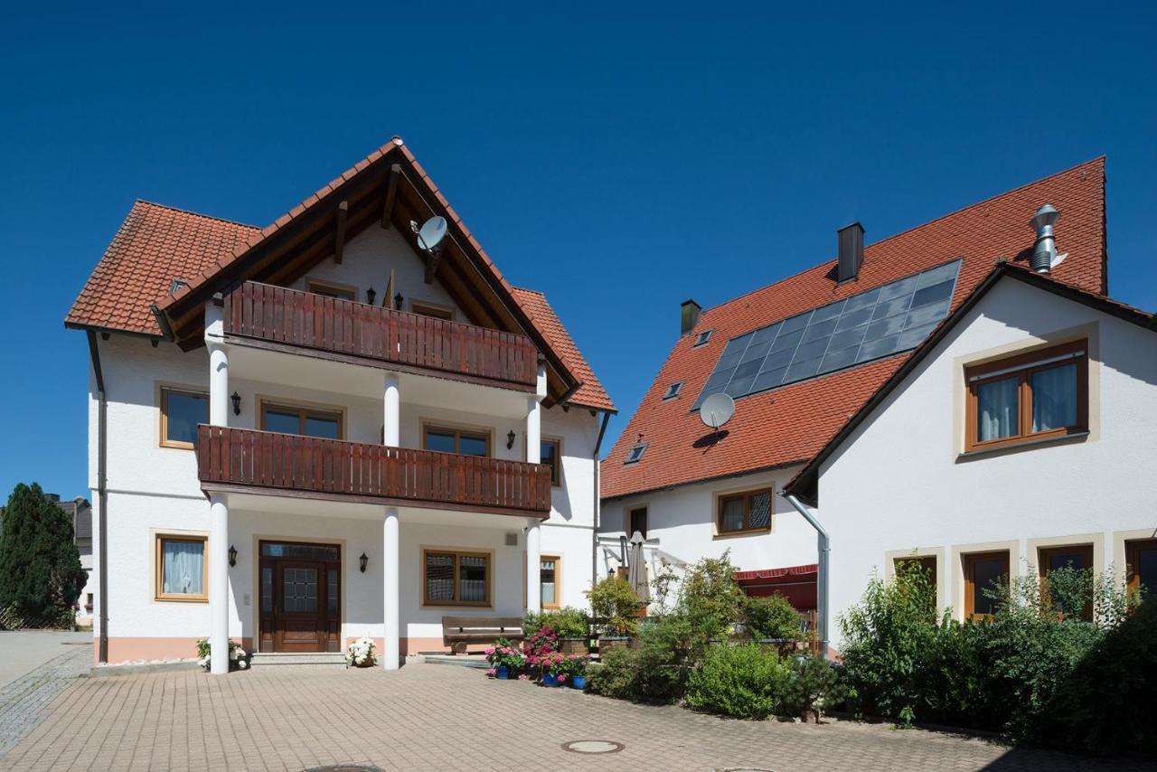 Gasthof-Pension Brauner Hirsch In Alfeld - Mittelfranken Exterior foto